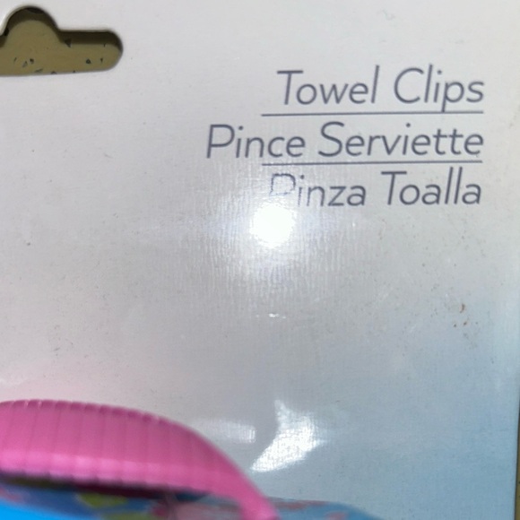 O2COOL Boca Clips Flip Flop Sandals Clips for Beach Towel Pool Patio Clothespins - Picture 2 of 3